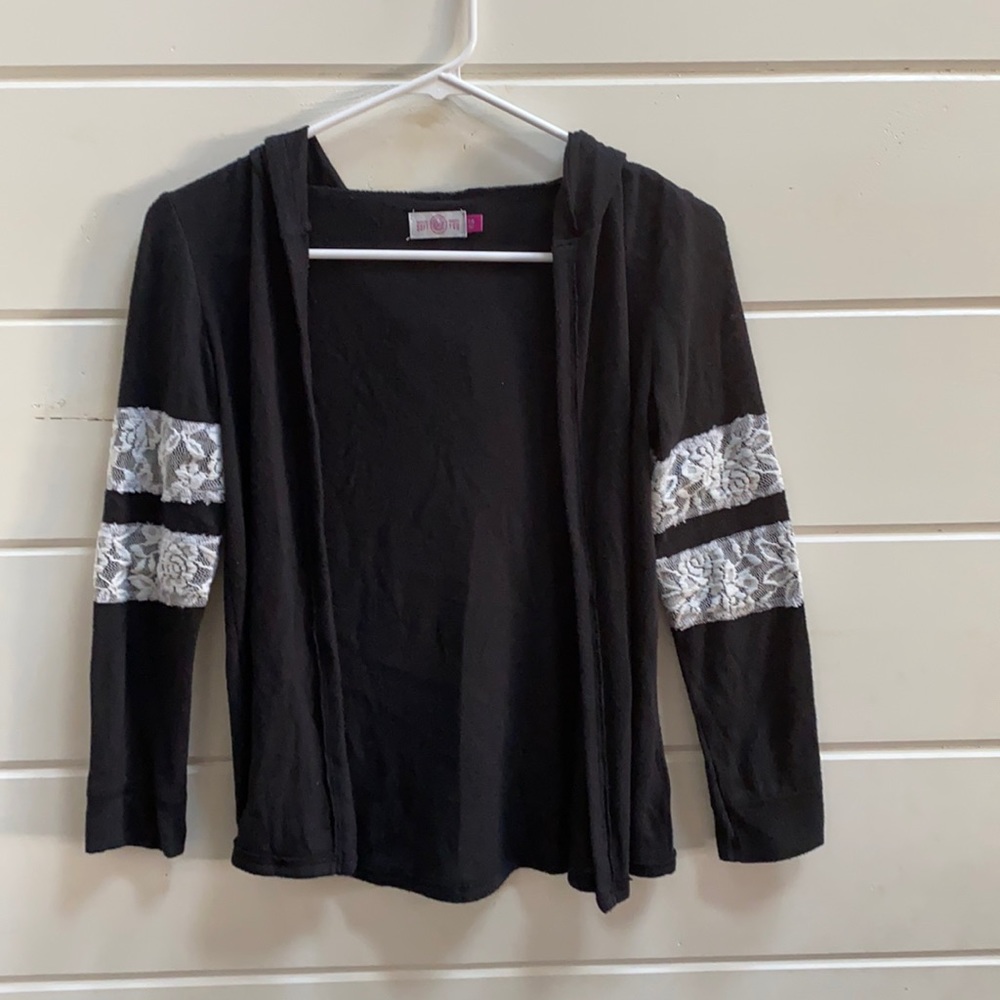 Girls size 7/8 sweater with hood